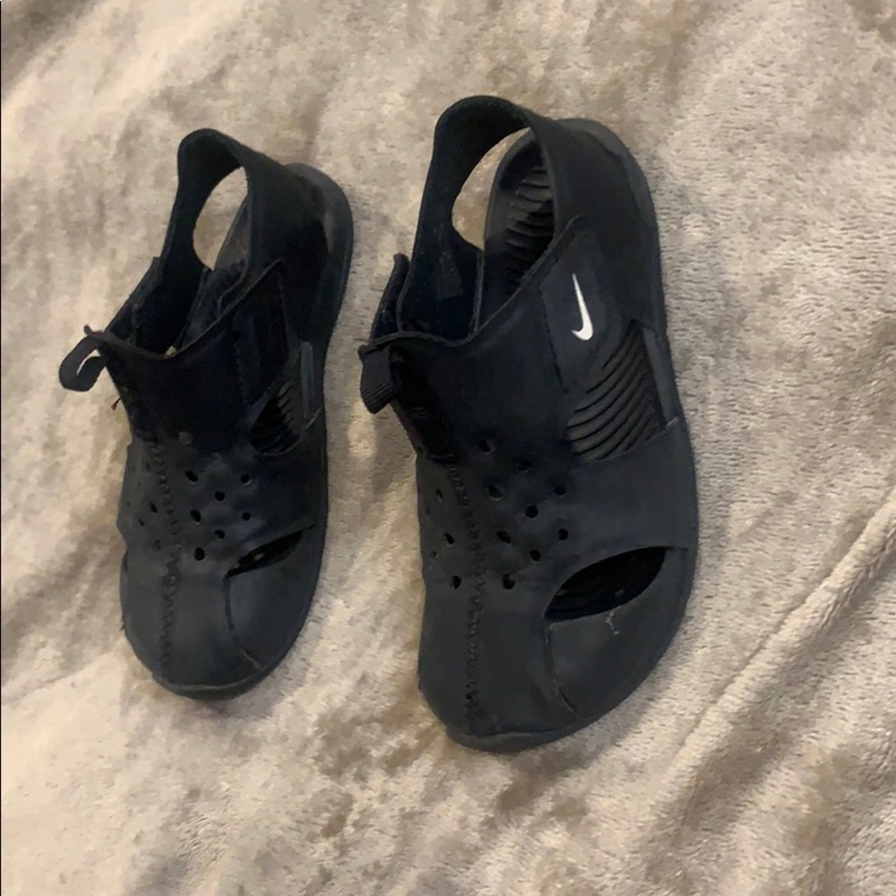 Nike Velcro sandals